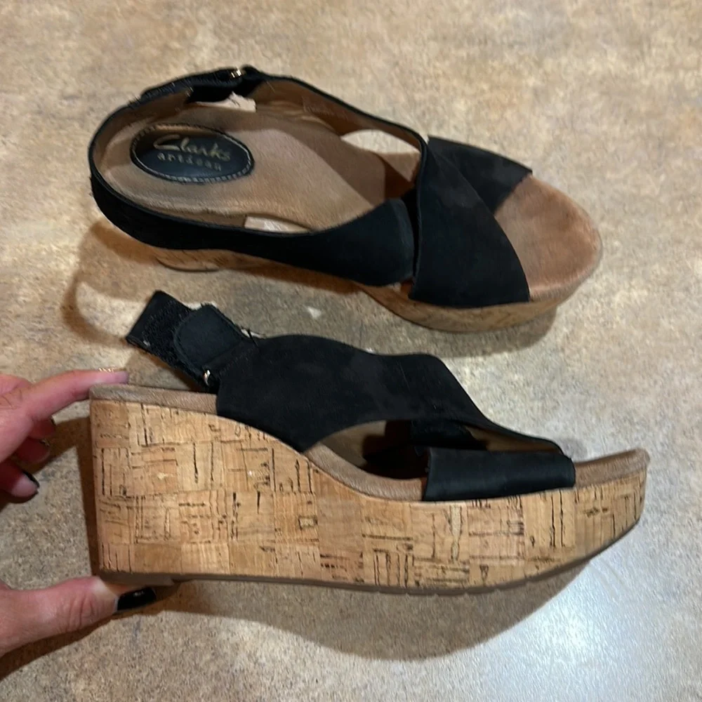 Women’s Clark sandals, size 7